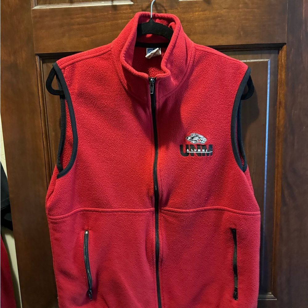UNM lobos Alumni fleece vest